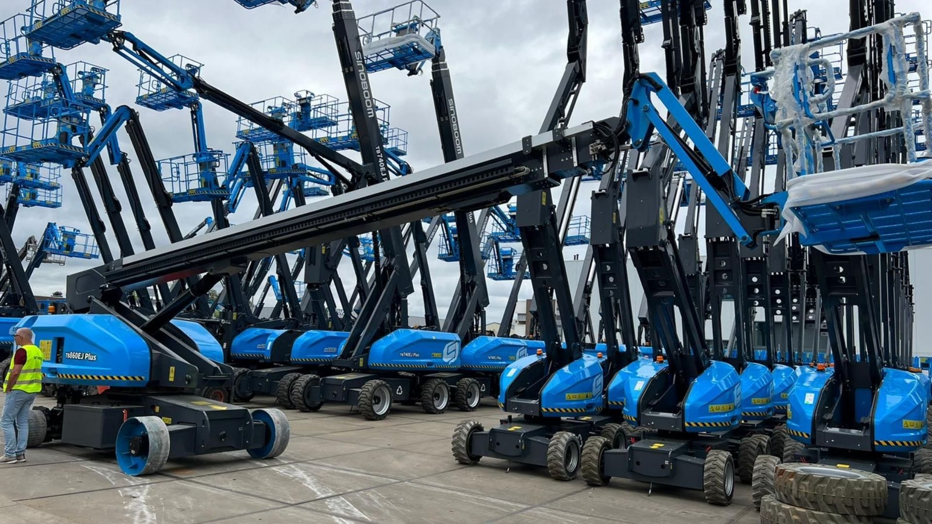 izmir-manlift-kiralama İzmir Manlift Kiralama, İzmir Manlift, İzmir Kiralık Manlift, Kiralık Manlift İzmir, İzmir Manlift Kiralama Fiyatları